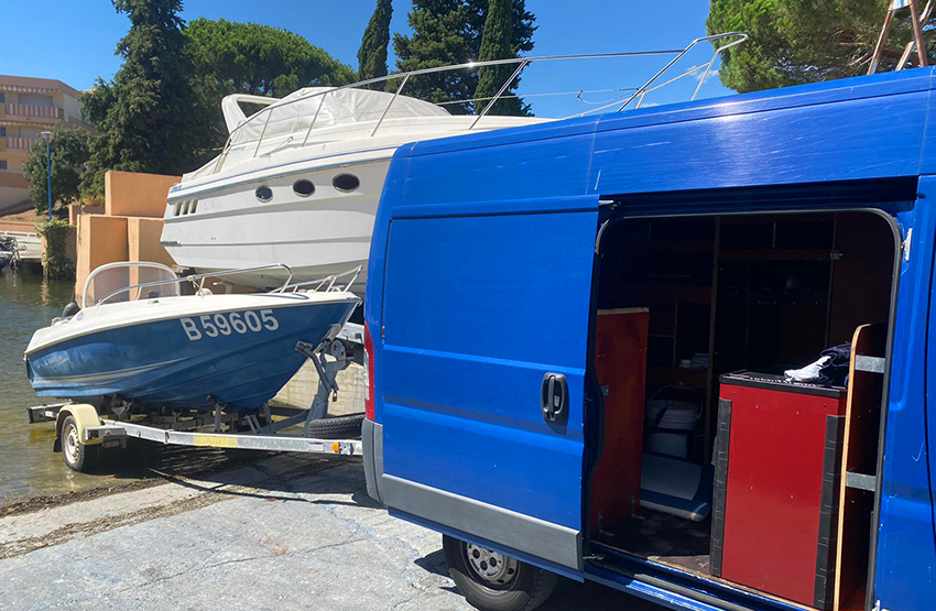 JMboatservice remorquage de bateaux sur la Côte d'Azur